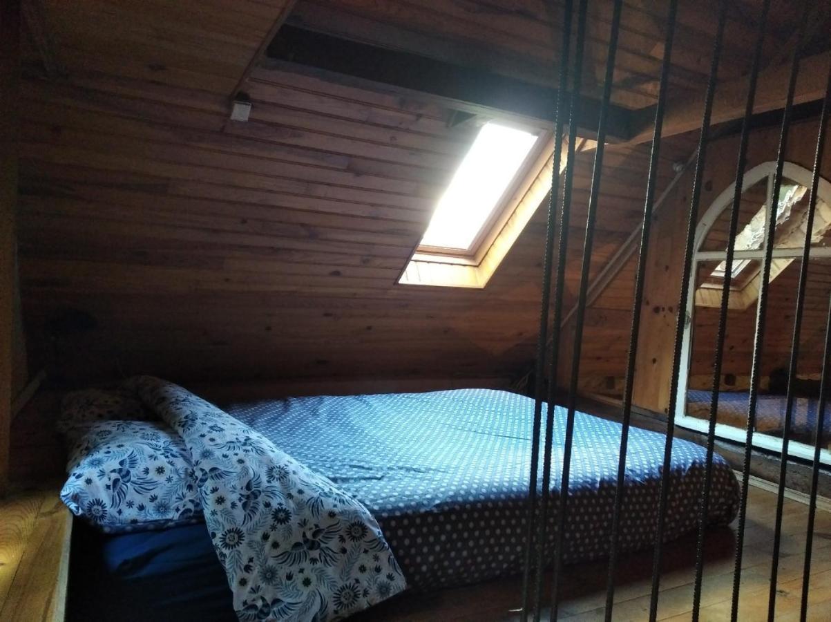 Grange Renovee En Pleine Nature Valady Buitenkant foto