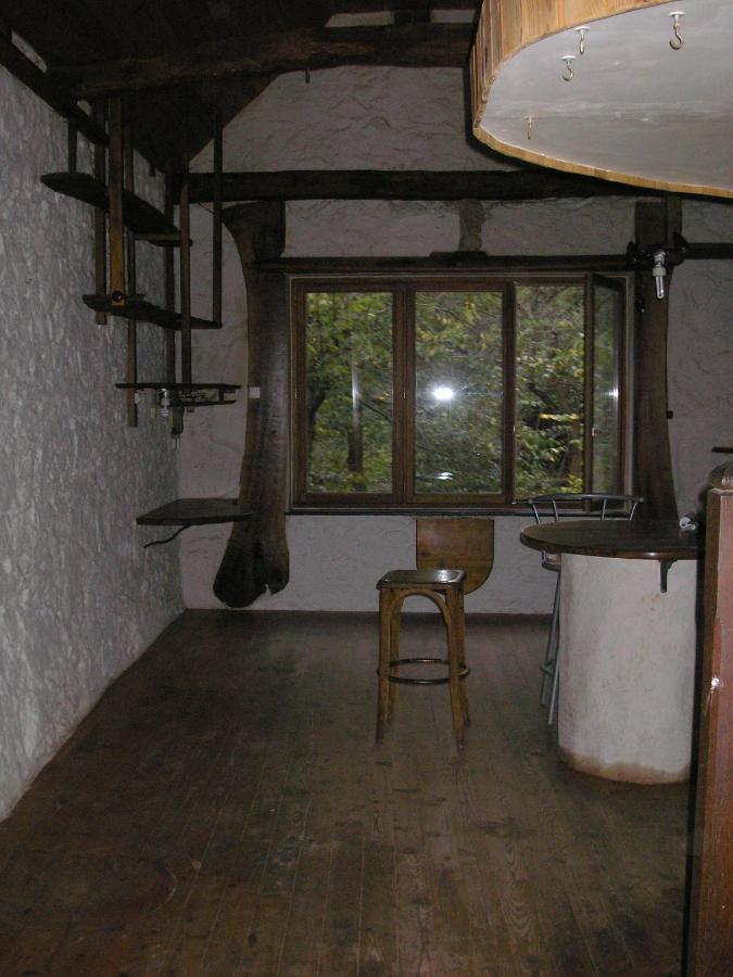 Grange Renovee En Pleine Nature Valady Buitenkant foto